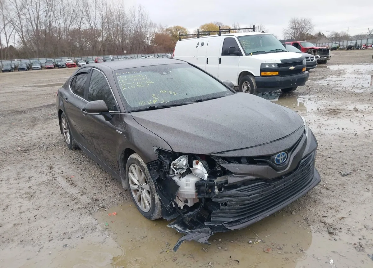 4T1B31HKXJU001786 — 2018 TOYOTA Camry photo 10