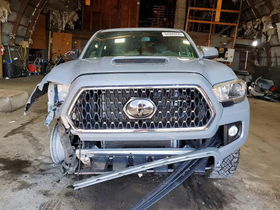 3TMCZ5AN6JM187625 — 2018 TOYOTA TACOMA photo 5