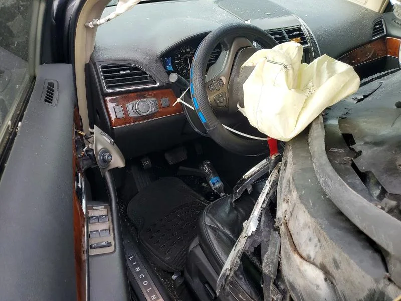 2LMDJ8JK1DBL39013 — 2013 LINCOLN MKX photo 8