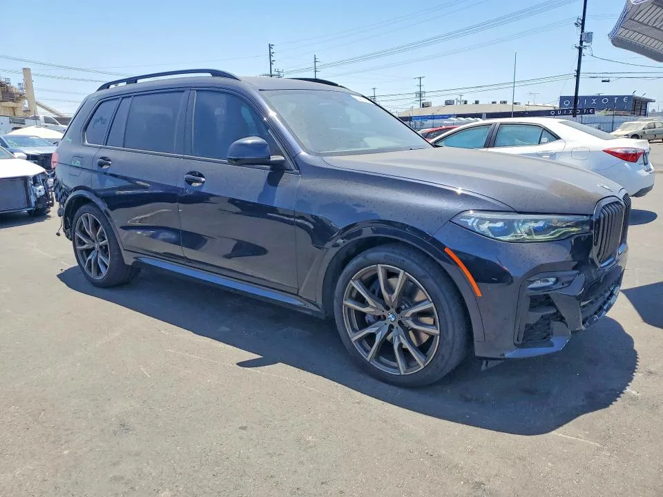 5UXCX6C01N9J79108 — 2022 BMW X7 photo 4