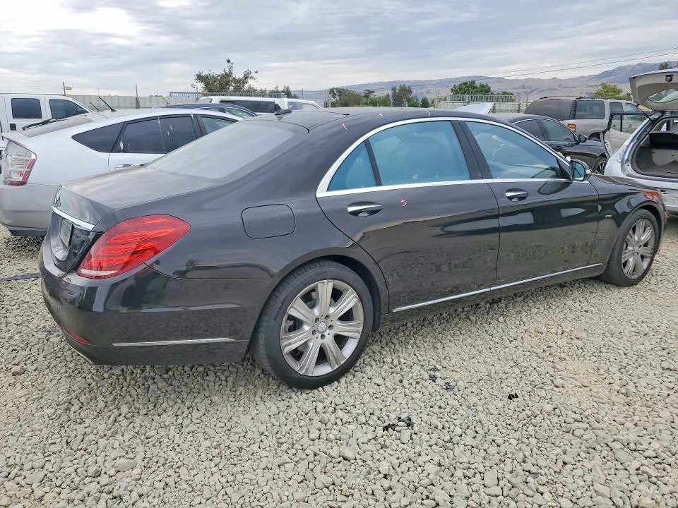 WDDUG8CB9EA006931 — 2014 MERCEDES-BENZ S photo 3