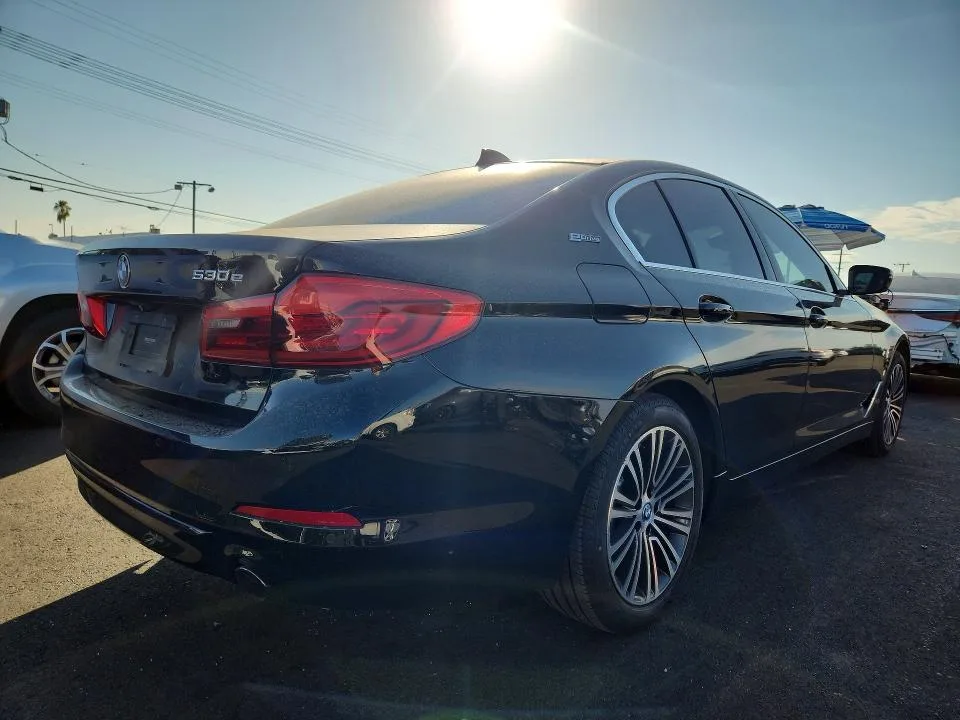 WBAJA9C59KB254131 — 2019 BMW 530E photo 3