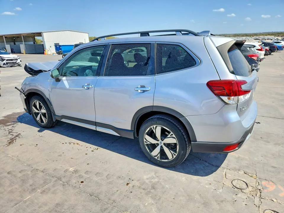 JF2SKAWC0KH445578 — 2019 SUBARU FORESTER photo 2