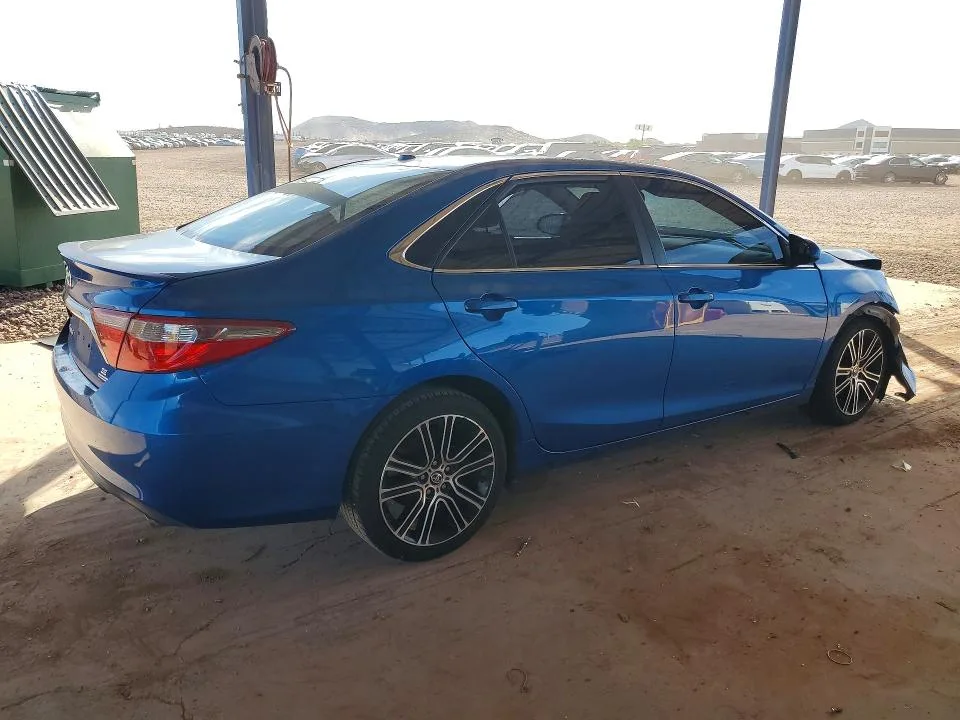 4T1BF1FK6GU554339 — 2016 TOYOTA CAMRY photo 3