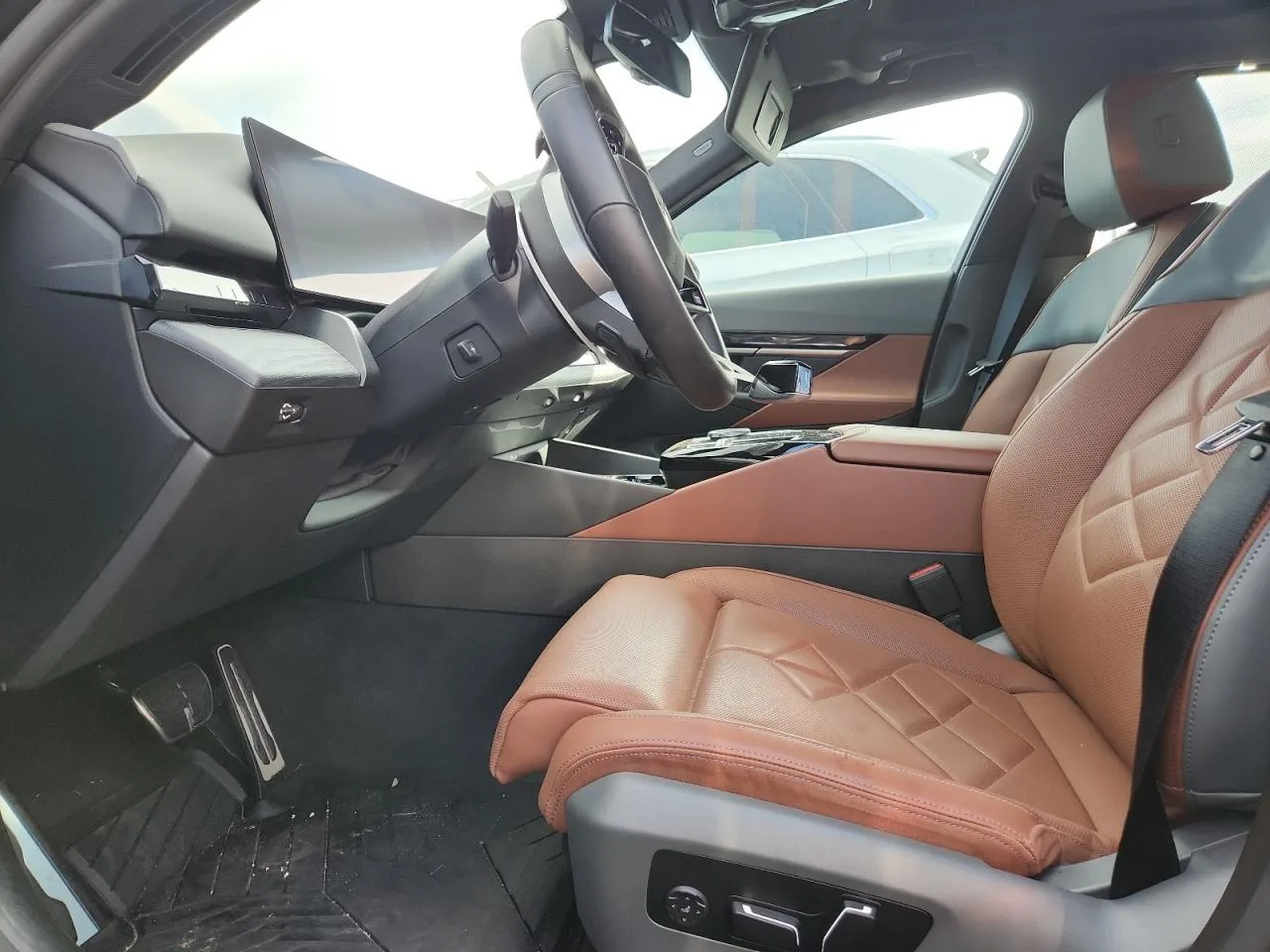 WBA63FJ06RCS89901 — 2024 BMW 540i photo 4