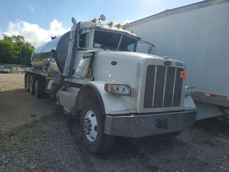 1XPXD49X1RD646842 — 2017 PETERBILT 367