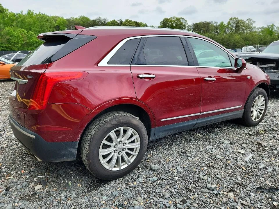 1GYKNARS7HZ323905 — 2017 CADILLAC XT5 photo 3