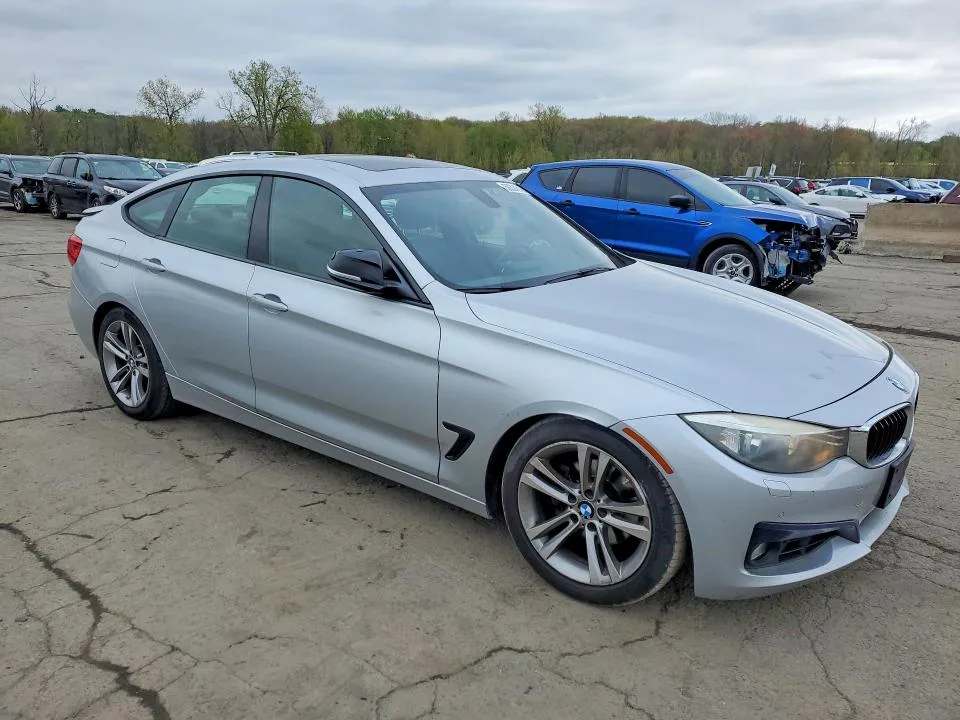 WBA8Z5C51FGS36568 — 2015 BMW 328 photo 4