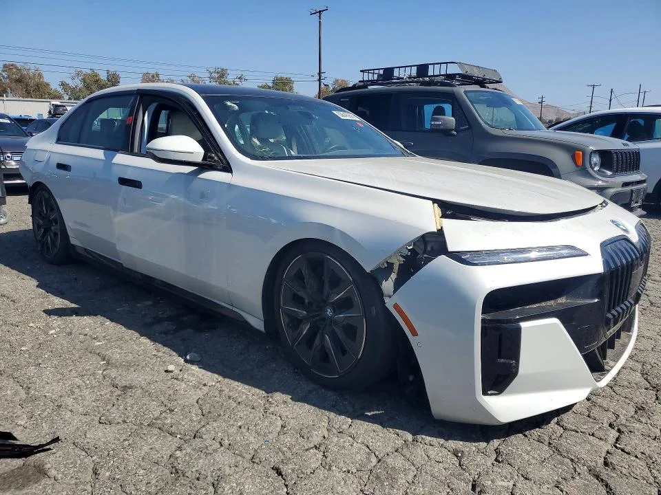 WBY53EJ03PCM73665 — 2023 BMW I7 photo 4