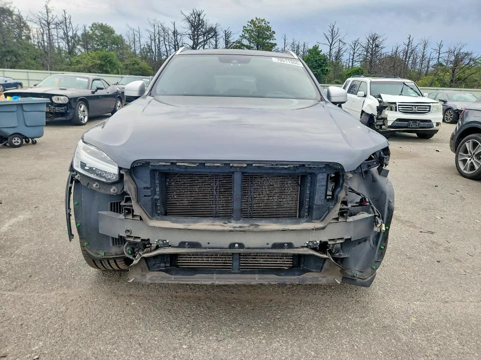 YV4A22PMXJ1205692 — 2018 VOLVO XC90 photo 5
