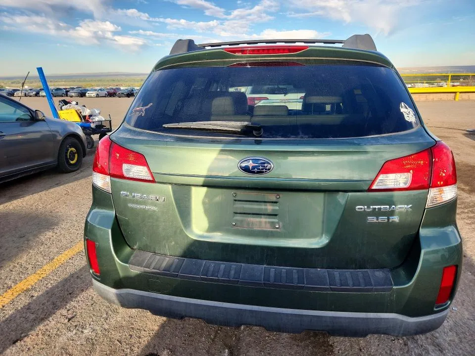 4S4BREKC7A2314670 — 2010 SUBARU OUTBACK photo 6