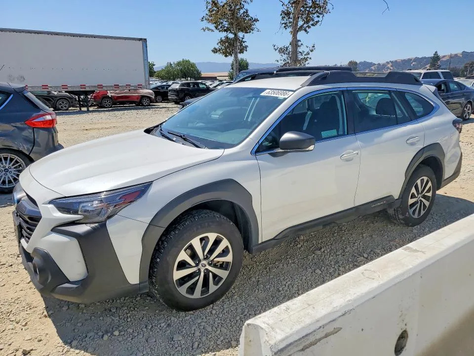 4S4BTAAC9S3118950 — 2025 SUBARU OUTBACK