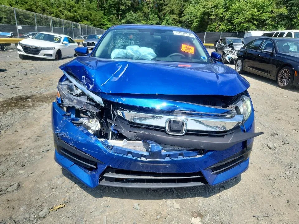19XFC2F59JE203946 — 2018 HONDA CIVIC photo 5