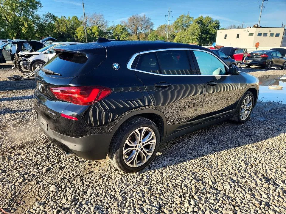 WBXYJ1C02N5U44964 — 2022 BMW X2 photo 3