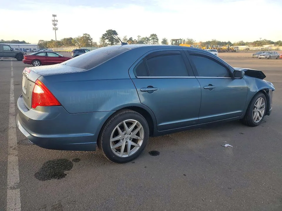 3FAHP0JA3CR404779 — 2012 FORD FUSION photo 3