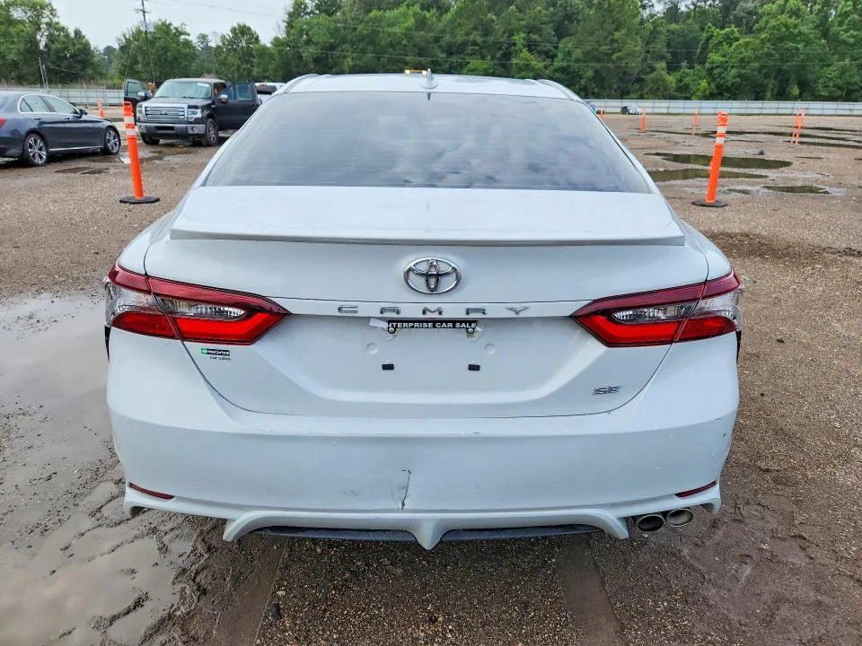 4T1G11AKXRU236979 — 2024 TOYOTA CAMRY photo 6