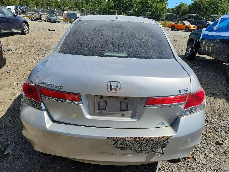 1HGCP3F84CA002101 — 2012 HONDA ACCORD photo 6