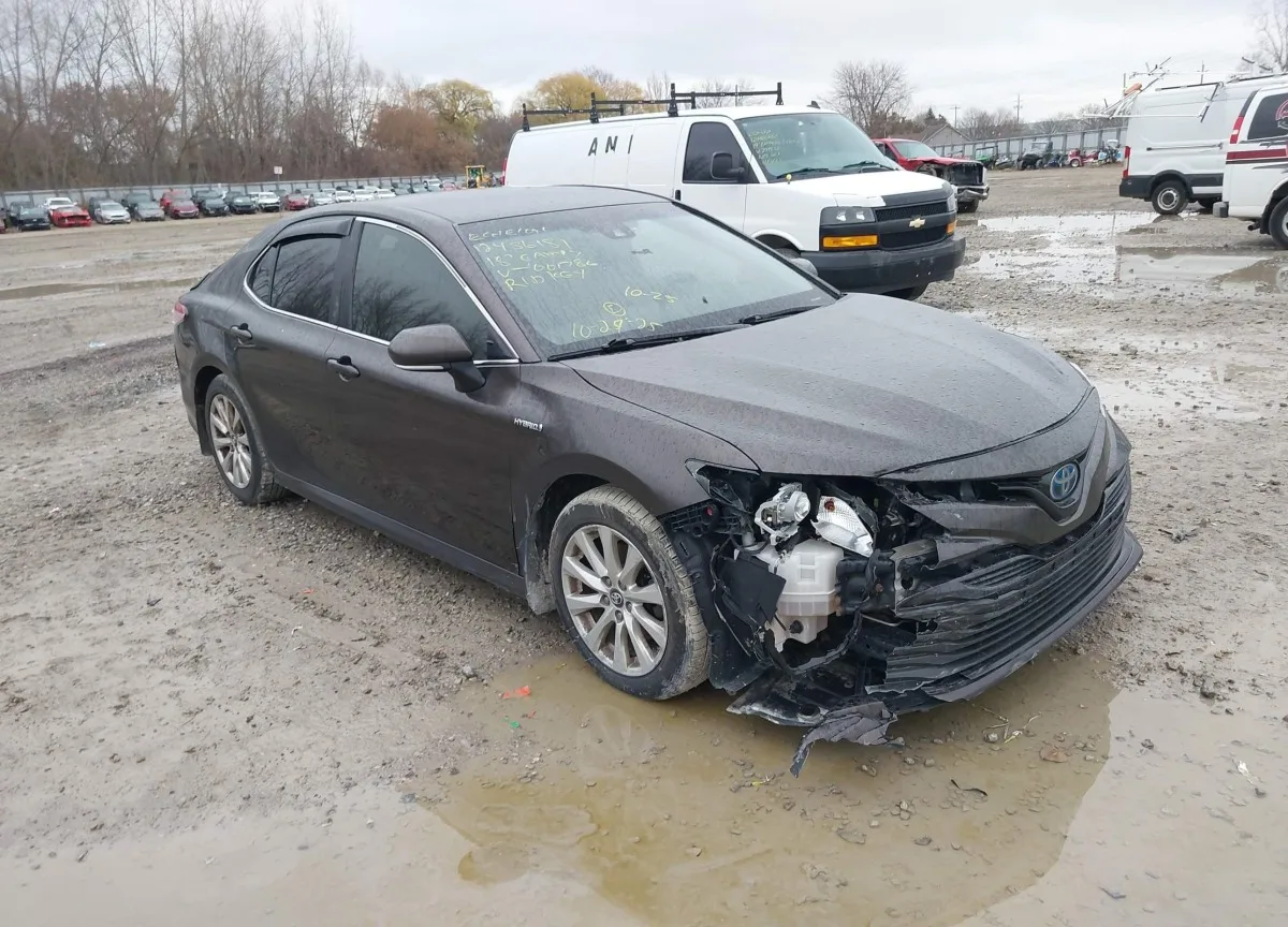 4T1B31HKXJU001786 — 2018 TOYOTA Camry photo 5