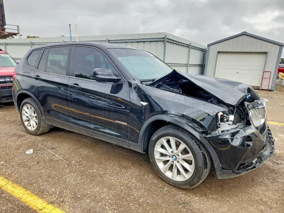 5UXWX9C53E0D29138 — 2014 BMW X3 photo 4