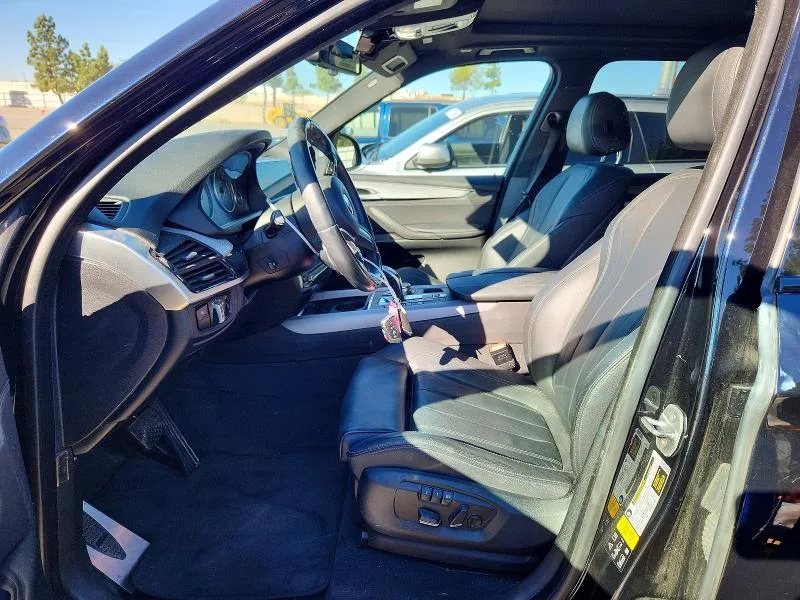 5UXKR0C32H0V72766 — 2017 BMW X5 photo 7