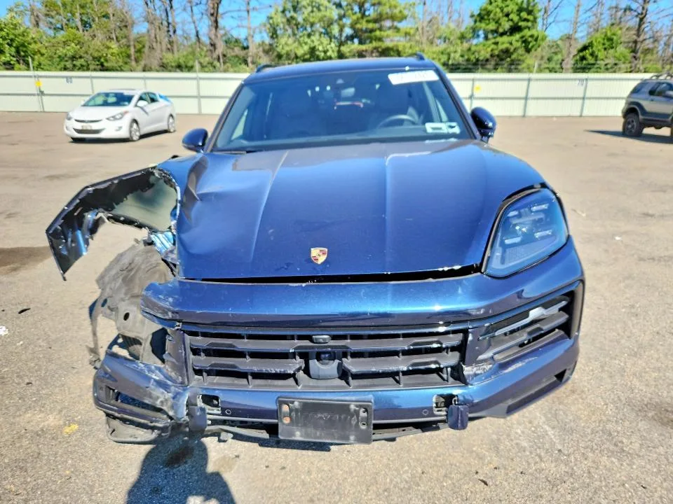 WP1AA2AY9SDA00347 — 2025 PORSCHE CAYENNE photo 5