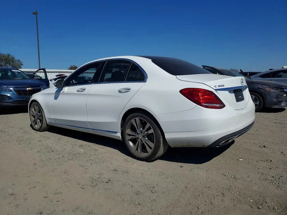 55SWF4JB6HU188731 — 2017 MERCEDES-BENZ C photo 2