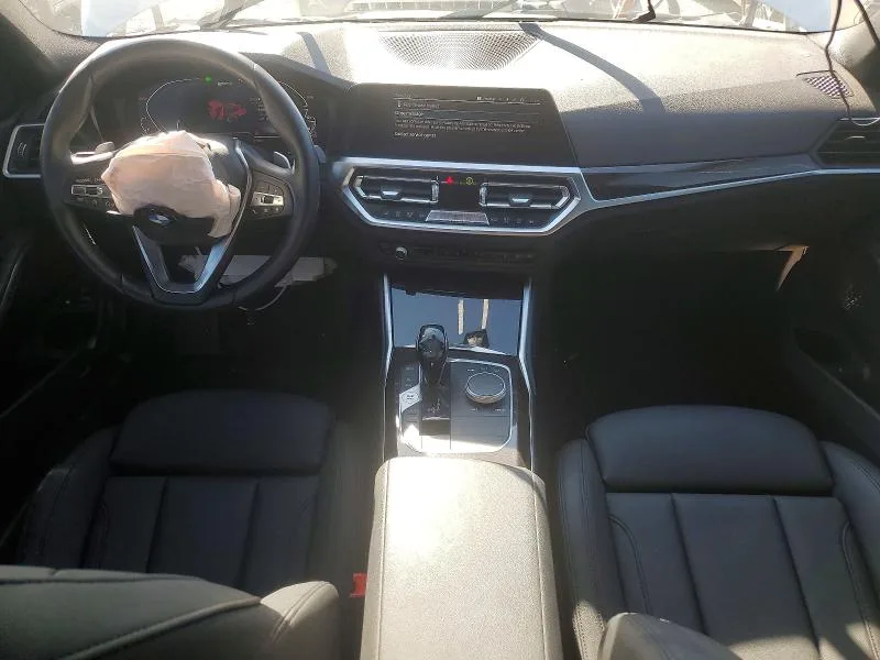 3MW5P7J0XM8B65846 — 2021 BMW 330E photo 8