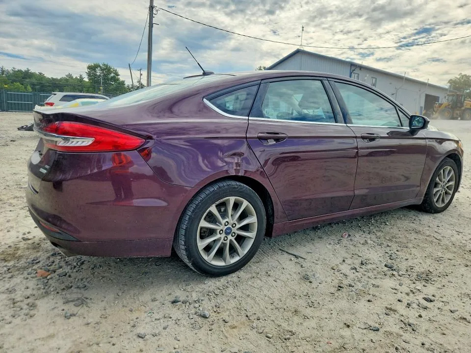 3FA6P0HDXHR218476 — 2017 FORD FUSION photo 3