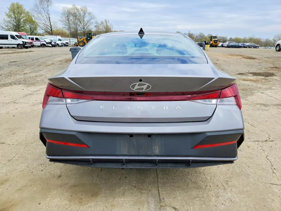 KMHLM4DG3RU783963 — 2024 HYUNDAI ELANTRA photo 6