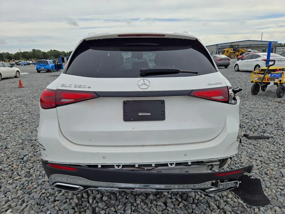 W1NKM5GB4SF296182 — 2025 MERCEDES-BENZ GLC photo 6