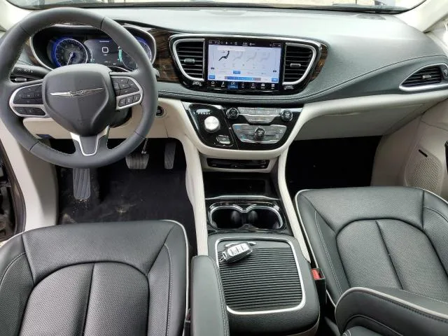 2C4RC3GG9NR214422 — 2022 CHRYSLER Pacifica photo 10