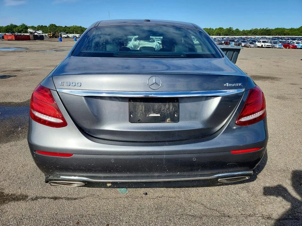 WDDZF4KB4KA507532 — 2019 MERCEDES-BENZ E photo 6