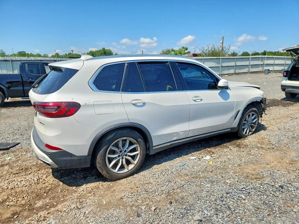 5UXCR6C04M9G29295 — 2021 BMW X5 photo 3