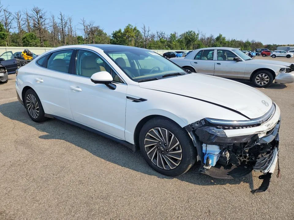 KMHL54JJ2SA104298 — 2025 HYUNDAI SONATA HYBRID photo 4