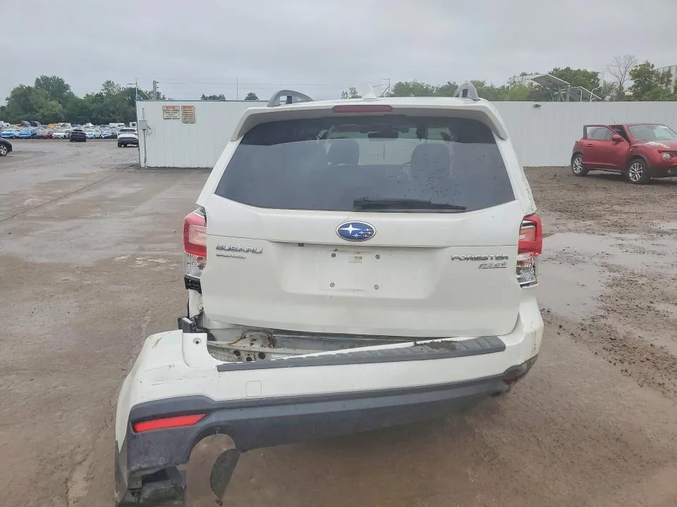 JF2SJAGC8HH482226 — 2017 SUBARU FORESTER photo 6