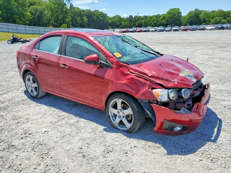 1G1JE5SB5E4151605 — 2014 CHEVROLET SONIC photo 4