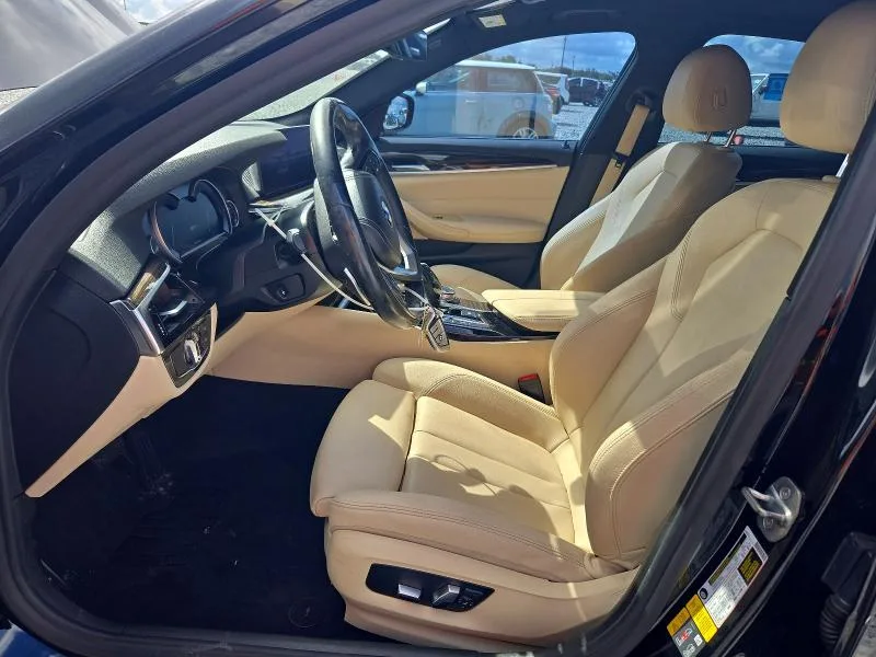 WBAJA9C50KB398991 — 2019 BMW 530E photo 7