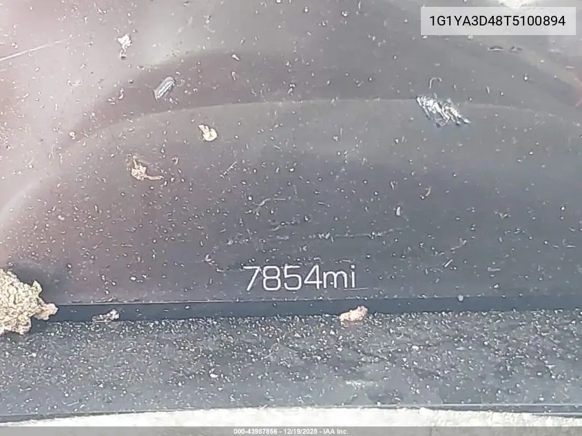 Photo 16 of vehicle VIN 1G1YA3D48T5100894