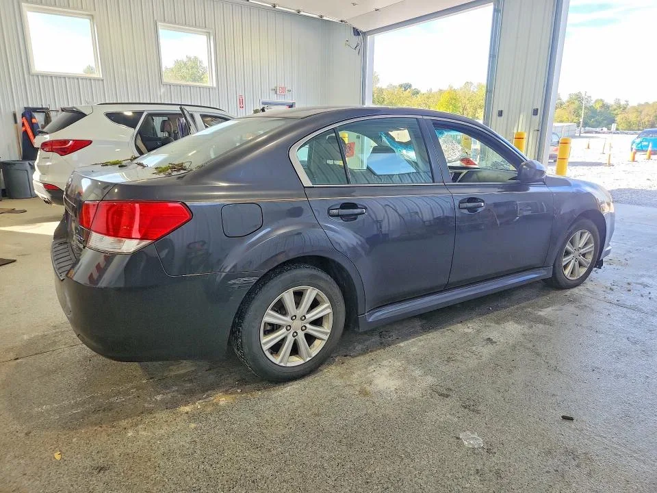 4S3BMBA67C3037240 — 2012 SUBARU LEGACY photo 3