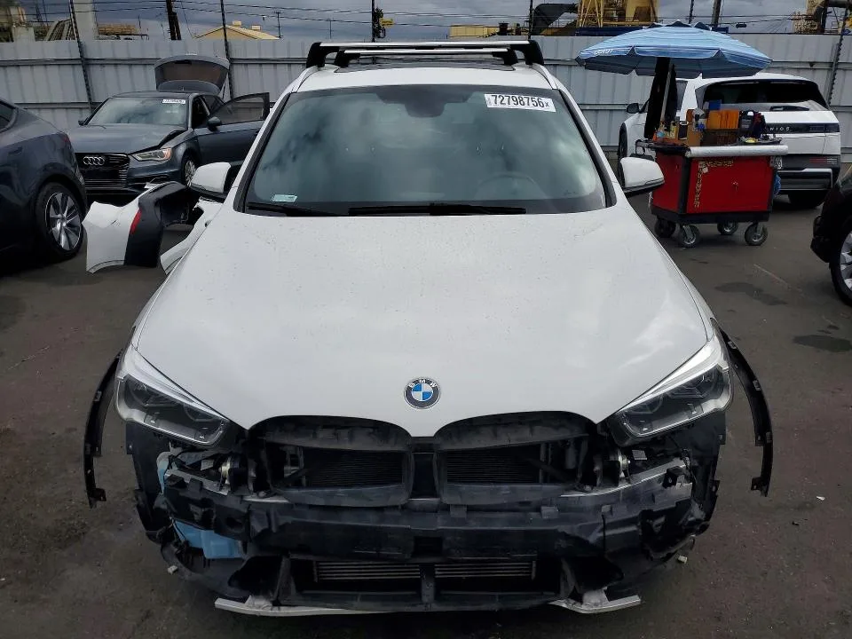 WBXHT3C34G5E51596 — 2016 BMW X1 photo 5