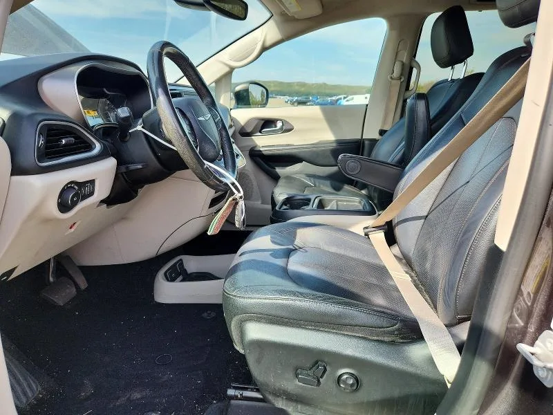 2C4RC1BG9LR113180 — 2020 CHRYSLER PACIFICA photo 7