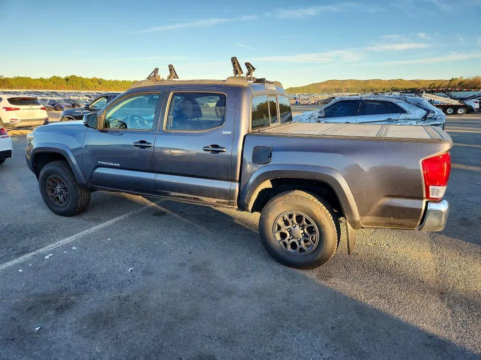5TFCZ5AN9HX055222 — 2017 TOYOTA TACOMA photo 2