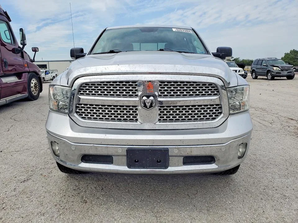 1C6RR7LG2GS213312 — 2016 RAM 1500 photo 5