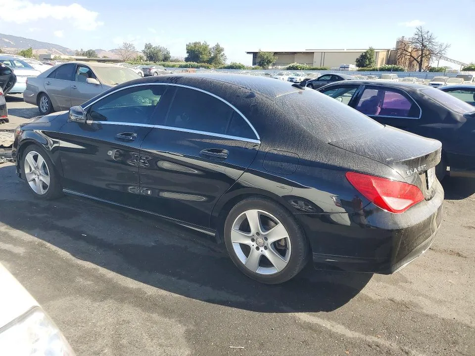 WDDSJ4GB5HN399884 — 2017 MERCEDES-BENZ CLA photo 2