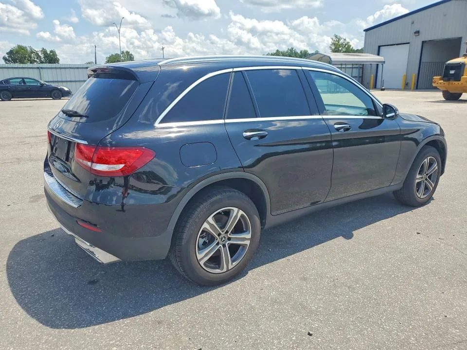 WDC0G4JB1KV135040 — 2019 MERCEDES-BENZ GLC photo 3