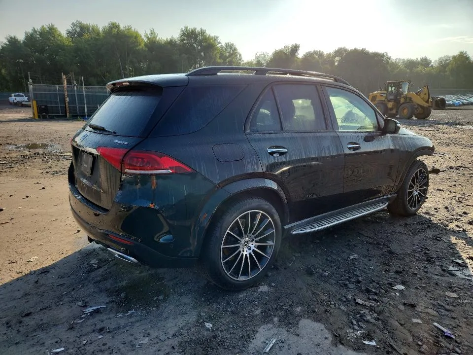 4JGFB4KB1NA804623 — 2022 MERCEDES-BENZ GLE photo 3