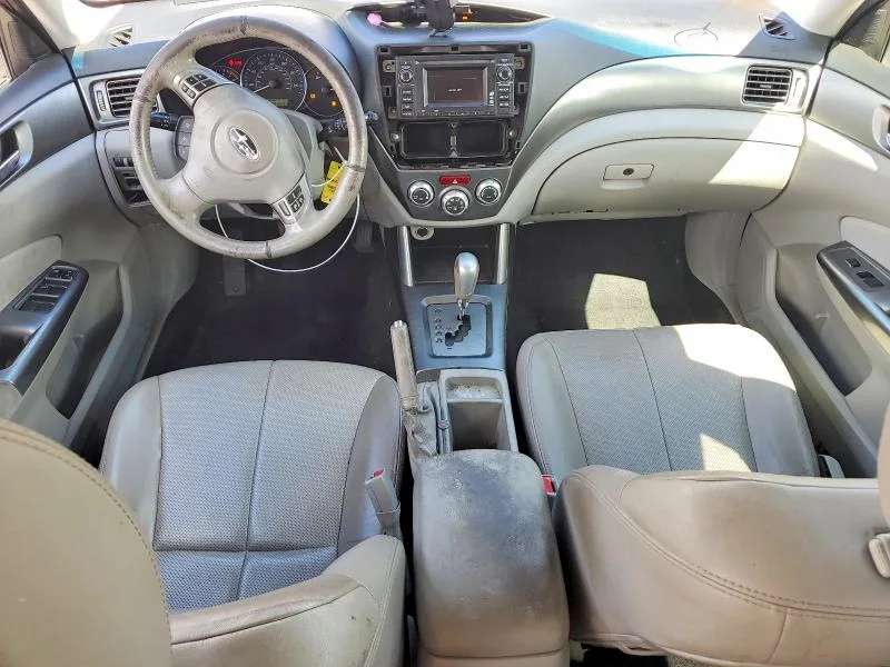JF2SHAECXBH755771 — 2011 SUBARU FORESTER photo 8