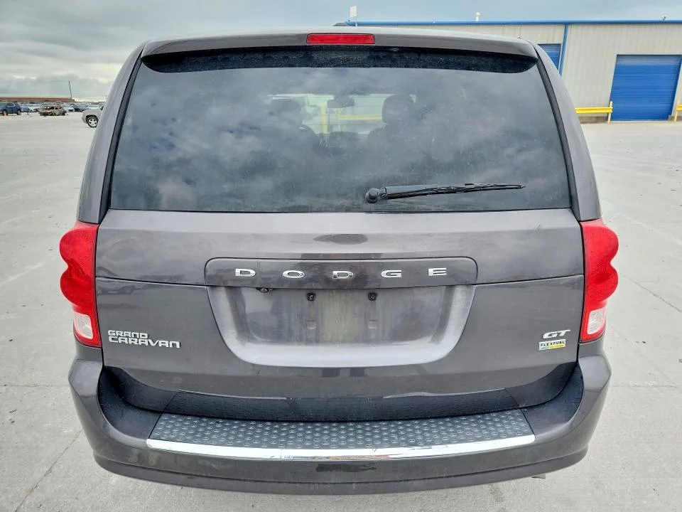 2C4RDGEG9JR282401 — 2018 DODGE GRAND CARAVAN photo 6