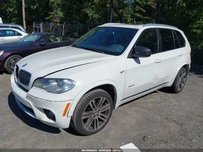 5UXZV4C57D0E14505 — 2013 BMW X5 photo 2