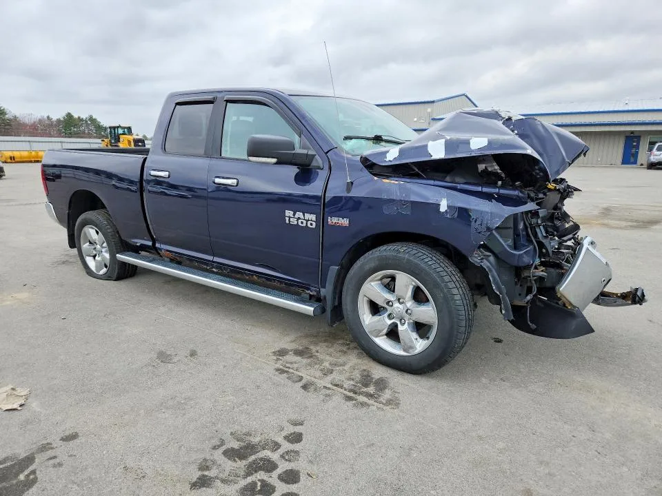 1C6RR7GTXHS802732 — 2017 RAM 1500 photo 4